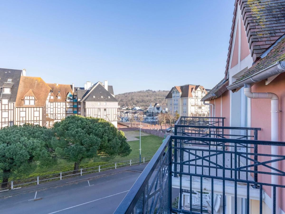 Apartment Les Marines 1 Et 2-7 By Interhome Cabourg Luaran gambar